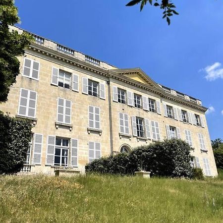 LimayRomantique Jacuzzi, Au Chateau A 30 Min De Parisアパートメント エクステリア 写真